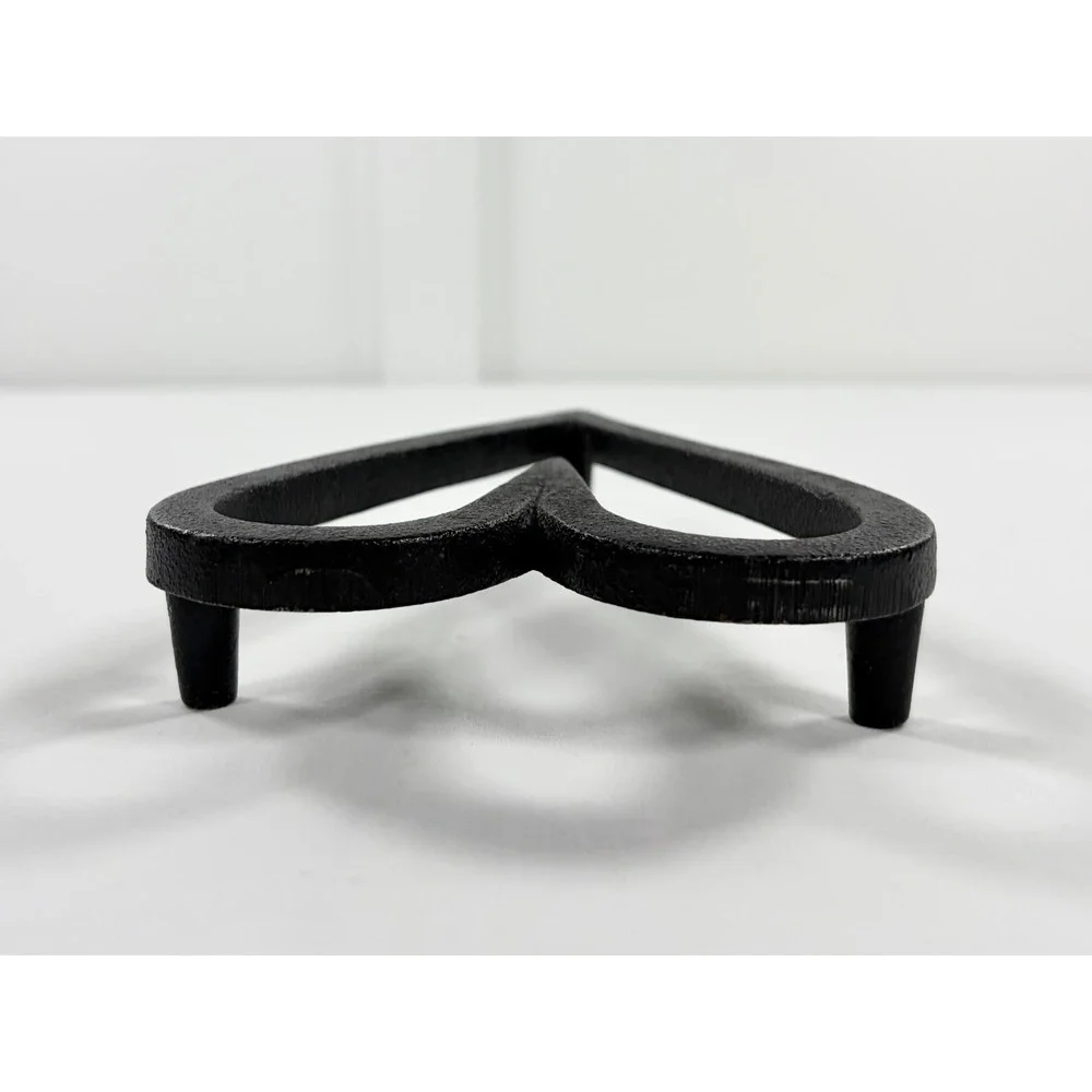 John Wright Cast Iron Heart Trivet 33-260 Black Made in USA Vintage 80s Kitchen